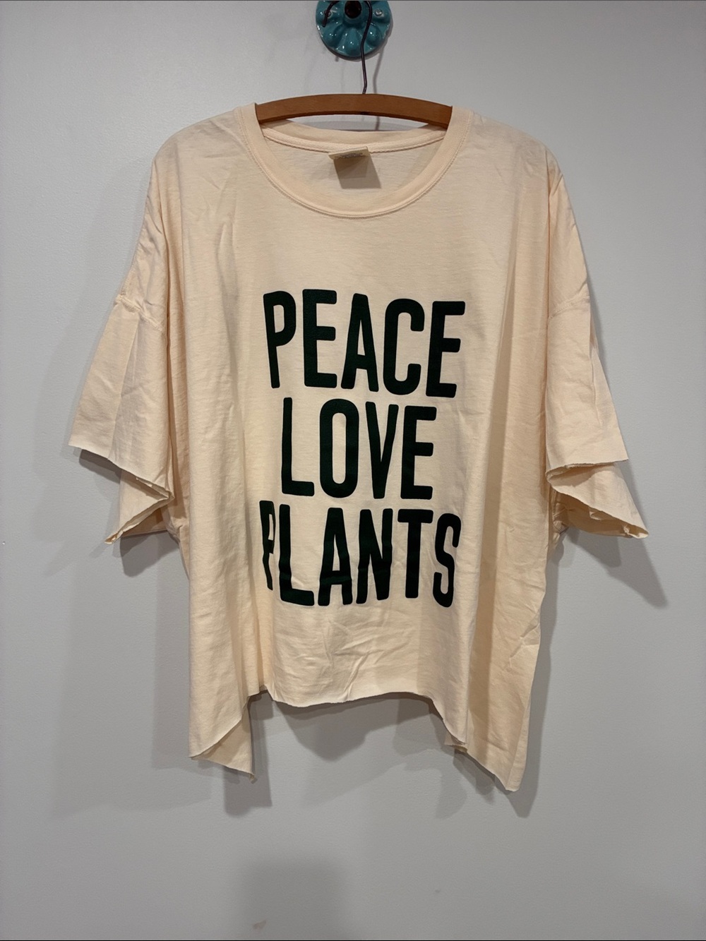 New Women's 'Peace Love Plants' Cream Graphic Tee